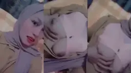 Aifa Bebas Hijab Cantik Pamer Toket Montok