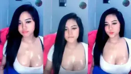 Basahnya Belahan Dada Bebyleon Yang Menggoda