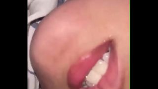 Tante Kesepian Minta Pijat Penuh Nafsu, Badannya Pegel Dan Bergoyang