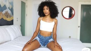 Deep Lush – Olivia Jayy, Ngewe Pertama Yang Bikin Mampus