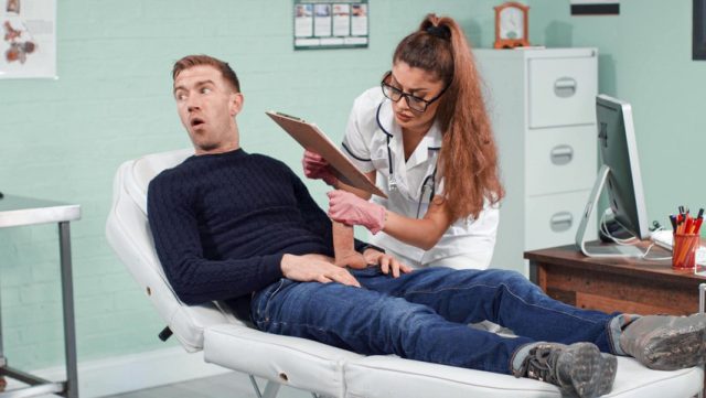 Dokter Spesialis Oral Dalam Aksi