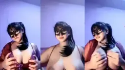 Nih Miss Pearl Tobrut, Goyangannya Bikin Mendingin, Bikin Ngiler Terus Pengen Lebih.