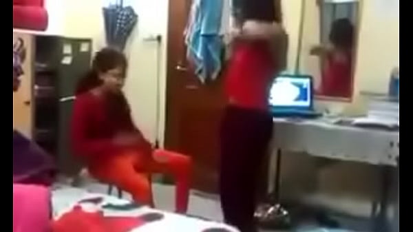 Lucah Di Asrama, Bikin Ngilu Dan Basah.
