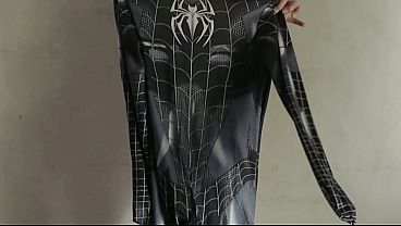 Ngentotin Cewek Cosplay Spiderman Item Sampe Muncrat Di Memek Berkali-kali – Bokep Indo Terbaru