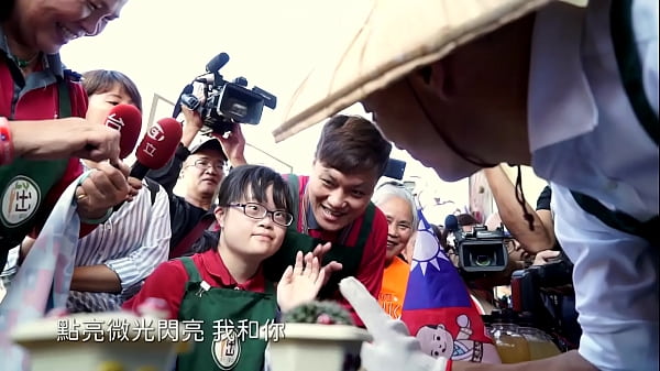 Nih, Tonton Deh Video Klip Korea Hanyu Yang Bikin Gregetan, Bikin Basah, Bikin Pengen Ngulang-ulang.