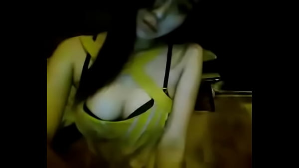 Ngewe Di Depan Kamera, Cewek Indo Sange Banget.