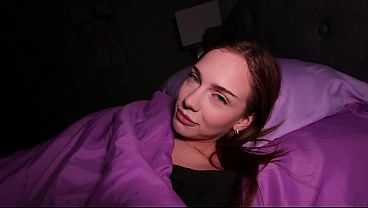 Tidur Satu Ranjang Sama Adik Tiri Mungilku – Venus Vixen, Badannya Mulus Bikin Nyesek