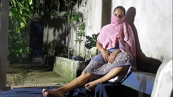 Gairah Malam Desi Yang Menggoda