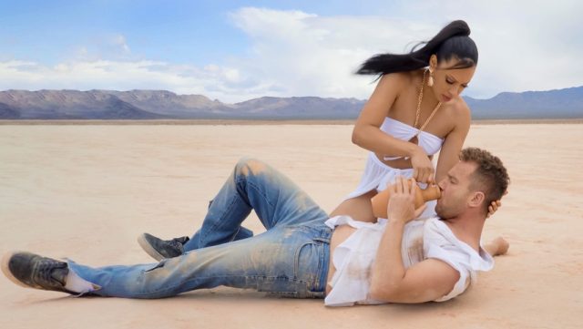 Brazzers – Cewek Haus Kontol Pamer Memek