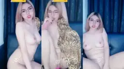 Jessilia Pamer Tetek Polos Tanpa Malu