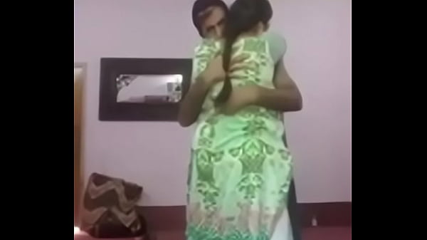 Pasangan Desi Lagi Panas-panasnya Di Ranjang, Siap Bikin Malam Makin Basah.