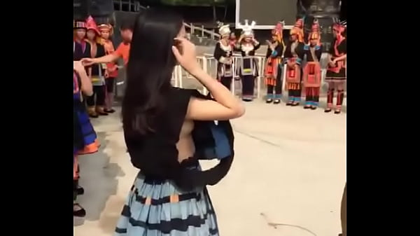 Voyeur Lihat Puting Cina Kelihatan