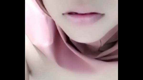 Memek Gatel Pengen Ngentot, Mending Colmek Dulu Biar Puas.