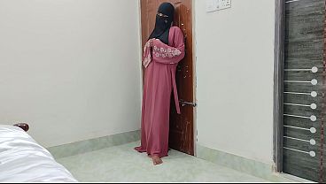 Cewek Hijab India Malu-malu Pertama Kali Digenjot Keras Sampai Muncrat