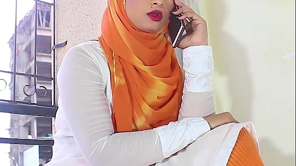 Salma Cewek Hijab Lagi Ngewe Temen Pake Audio Hindi Kotor