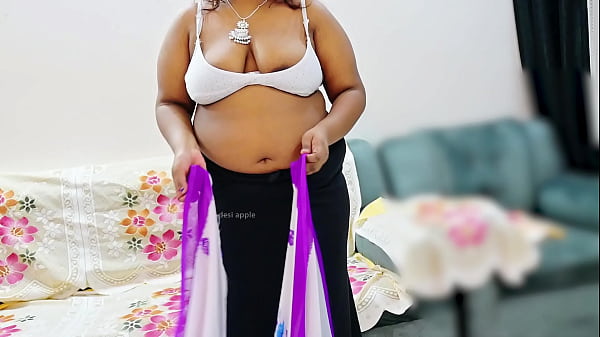 Bhabhi India Lagi Basah Kuyup Di Balik Saree Tipis, Siap Digoyang