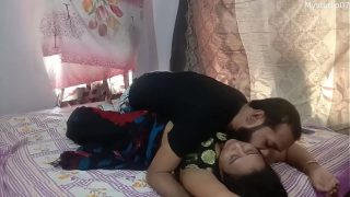 Video Bokep Kakak Adik Tiri India Paling Hot Suara Jelas Musik Enak