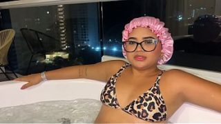 Madrastra Jalang Mandi Telanjang Bareng Anak Tiri Di Jacuzzi, Sambil Ngajakin Ngentot Waktu Bapak Lagi Pergi