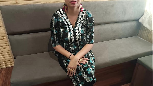 Jija Ji Digoda Goyang Seksi Saali, Nikmatin Memek Dan Bontotnya Pake Suara Hindi.
