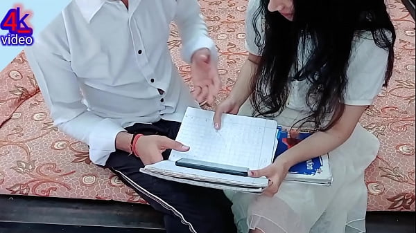 Cewek Kuliahan India Ngeseks Seru Desi Chudayi Pakai Bahasa Hindi Jelas