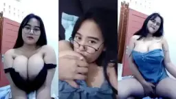 Acha Viral, Cantik Bikin Mabuk, Toket Brutal Dibalut Kacamata, Goyangannya Bikin Nafsu Nggak Terkontrol.