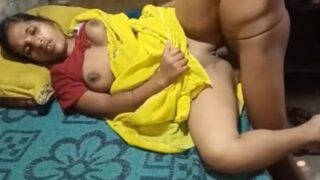 Ibu Desa Nikmatin Main Seru Sama Ponakan, Saling Kencengin Sampai Puas.