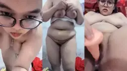 Ika Montok Bbw Colok Memek Pakai Dildo, Nikmatin Goyang Sambil Ngerasain Getarannya.
