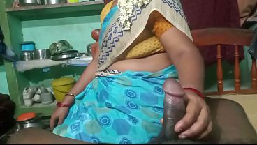 Ibu Tiri Dan Anak Tiri Di Desa, Main Di Kamar Tanpa Sepengetahuan Siapa Pun.