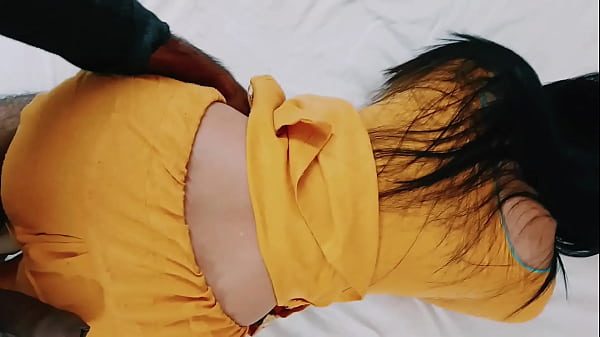 Desi Chachi Lagi Digebuk Kontol Gede Sampe Meraung.