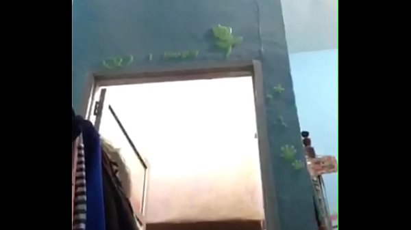 Cewek Indonesia Lagi Mandi Di Depan Webcam, Bikin Liur Ngiler.