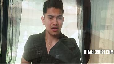 Gadis Arab Minta Pacarnya Latih Dia Sampai Puas Biar Suaminya Nggak Cari Istri Lain