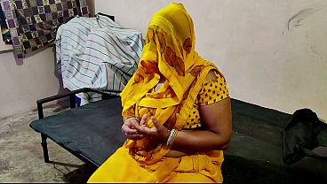Ciuman Basah Di Kamar Mandi Sama Mausi Desi Yang Montok