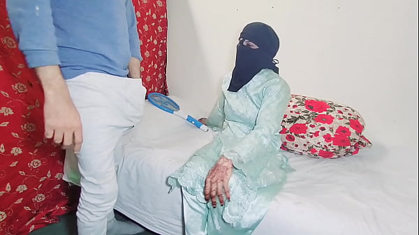 Ngentot Memek Belakang Pacar India Montok Sambil Ngomong Jorok Hindi, Kontol Gede Masukin Pantat Gede Sampe Muncrat.