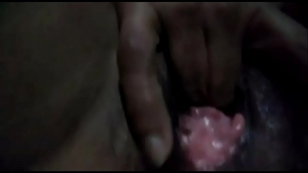 Madura India Lagi Sange Berat, Minta Digebukin.