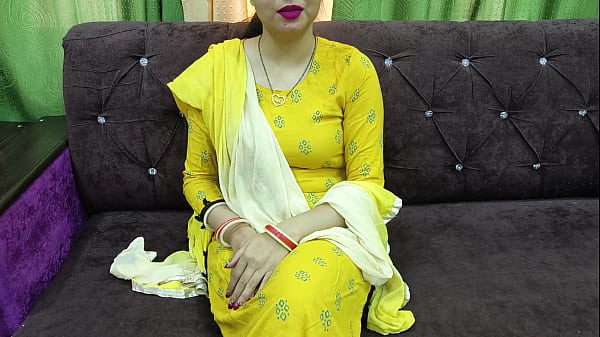 Desi Bhabhi Kutiya Ban Gayi Apne Devar Ke Saamne, Chut Ka Pani Nikal Gaya Jab Usne Zor Zor Se Lun Daala.