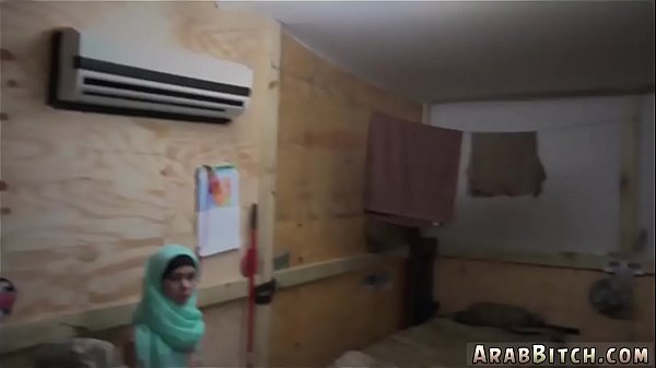 Operasi Memek Lari: Pertama Kali Ngentot Arab Di Pantat!