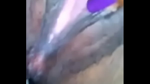 Bikin Ngilu, Cewek India Sange Berat, Minta Digituin.