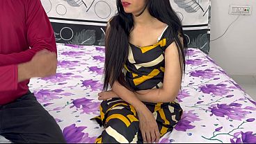 Ketika Priya Ngasih Interview Kerja, Dia Pake Rok Mini Super Ketat Yang Bikin Si Bos Baper Berat Sampe Lupa Pertanyaan.