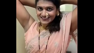 Cewek India Seksi Pamer Ketiak Basah Bikin Nafsu Naik