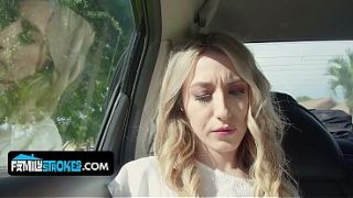 Ngentot Bareng Vivianne Desilva Montok Sama Sophia Manis, Kontolnya Dibagi Berdua Di Threesome Panas.