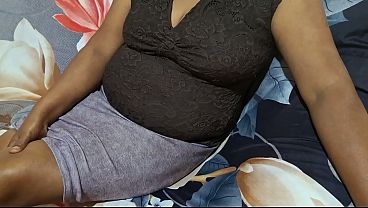 Ibu Tiri Asia Horny Lagi Liburan, Siap Digebukin Di Kamar Hotel