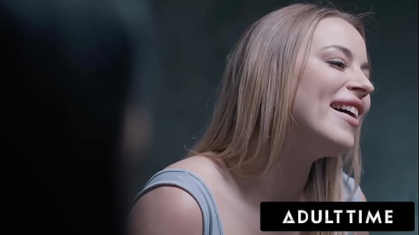 Waktu Dewasa – Si Pelacur Pawg Anna Claire Clouds Godain Polisi Pas Diinterogasi, Berujung Nge-seks Keras Kasar!