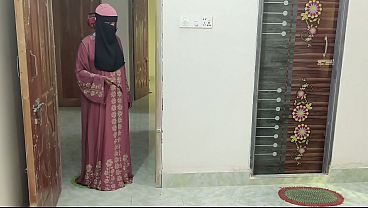 Gue Ngentot Tiri Sendiri Karena Dia Main Game Mulu.