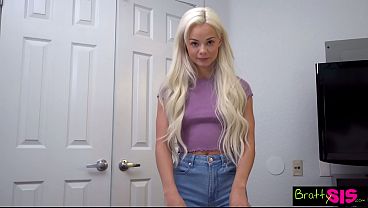 Si Blonde Nakal Elsa Jean: “lo Kasih Duit Gue, Gue Hisap Kontol Lo Sampai Kering”