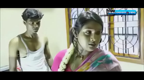 Aunty India Selatan Bikin Desi Makin Panas, Nggak Tahan!